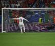 Diogo Costa, parând penalty-ul lui Ilicic / Foto: Imago Images