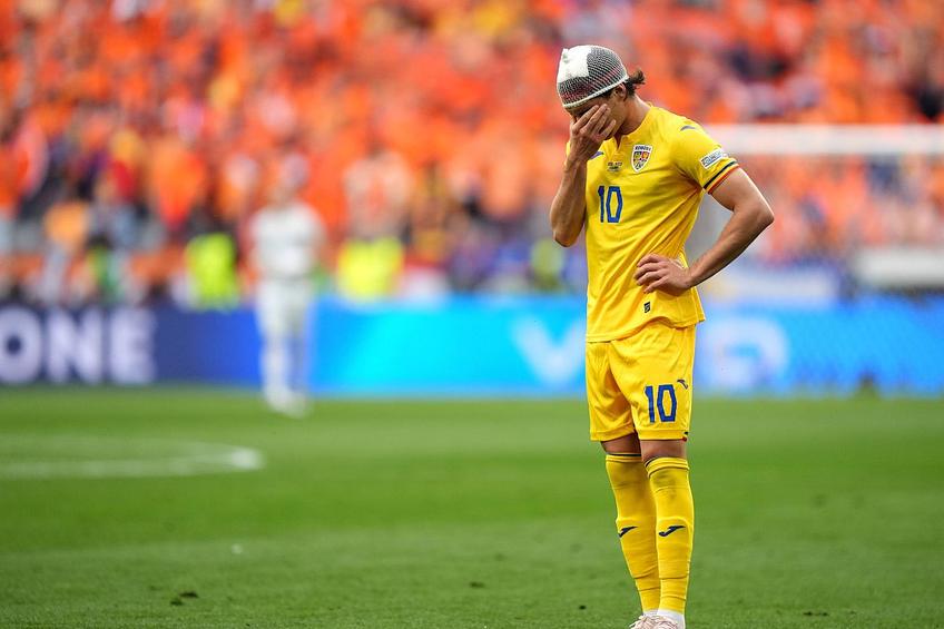 Ianis Hagi, la finalul partidei cu Olanda (0-3). Sursă foto: Imago