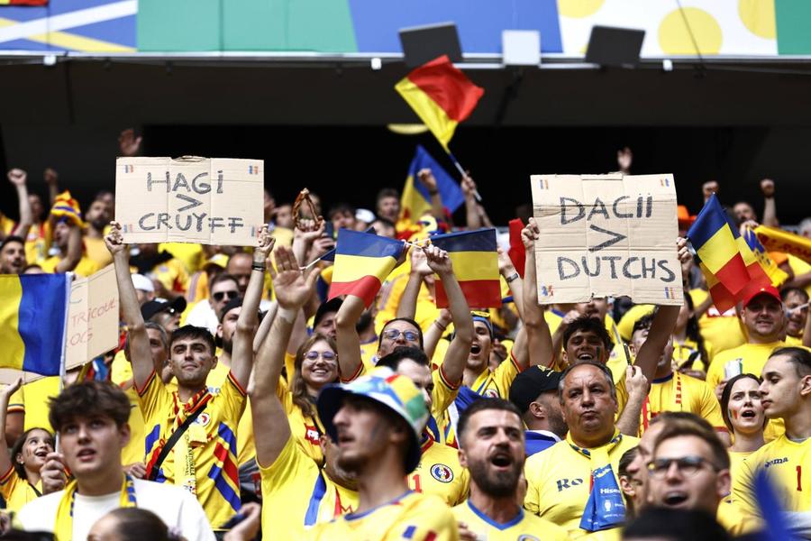 România - Olanda / FOTO: Imago Zidul Galben nu se sperie de „Portocala Mecanică” » Mesajul prin care „tricolorii” i-au provocat pe olandezii din tribune