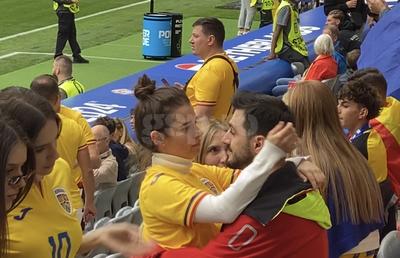 Love is in the air: Kira Hagi, surprinsă în brațele iubitului ei  » Scene romantice în tribunele Allianz Arena