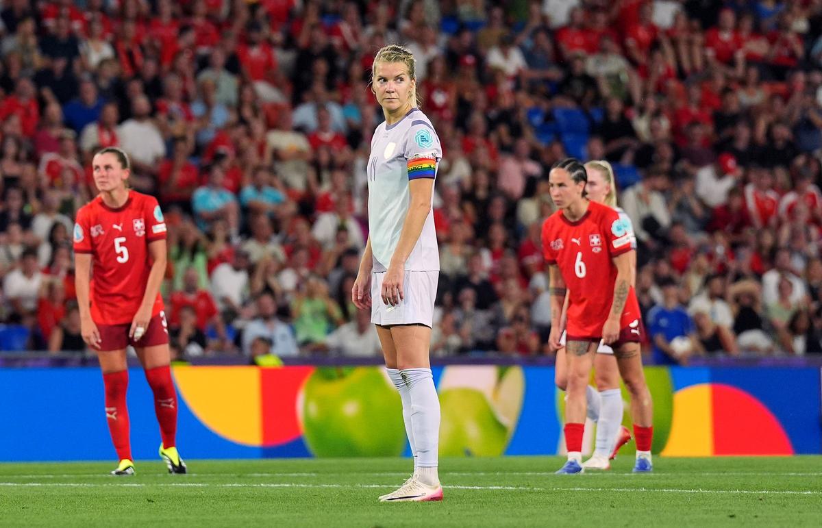 S-a încheiat prima seară de la Euro 2025 de fotbal feminin. Meci infernal pentru Alina Peșu