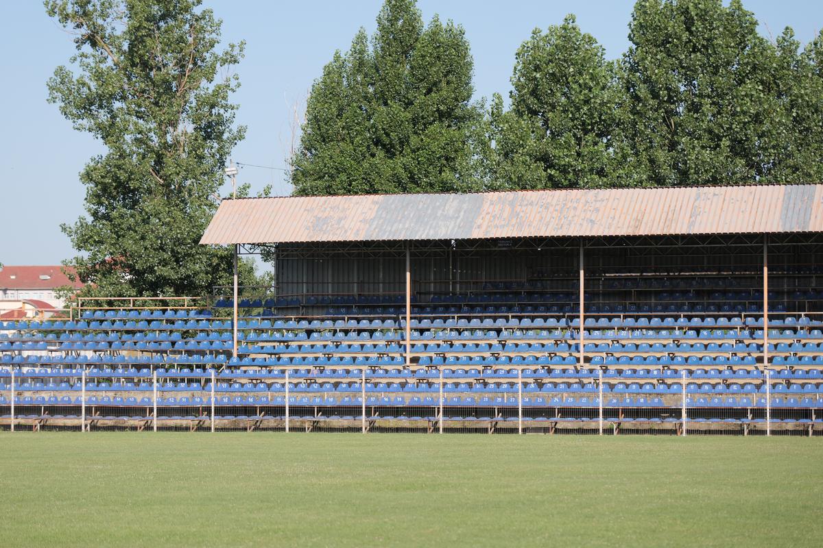 Cum arată astăzi stadionul celei mai mari surprize din istoria fotbalului românesc