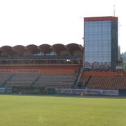 Cum arată stadionul din Piatra Neamț // foto: Andrei Furnigă (GSP)