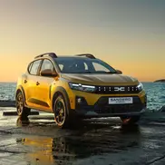 Au început comenzile pentru Dacia Sandero Stepway Hybrid 155 // foto: dacia.ro
