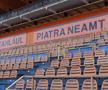 Cum arată stadionul din Piatra Neamț // foto: Andrei Furnigă (GSP)