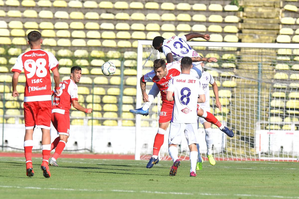 VIDEO + FOTO UTA și FC Argeș au promovat în Liga 1! DRAMATISM TOTAL: golul marcat de Rapid în 90+6 a trimis-o pe Mioveni la baraj și pe Turris în B
