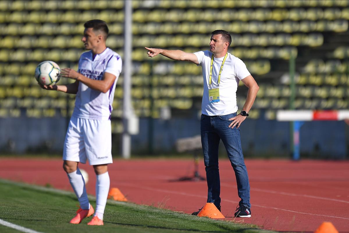 FC Argeș - UTA