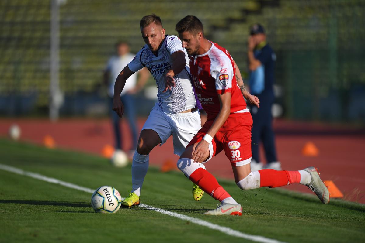 FC Argeș - UTA
