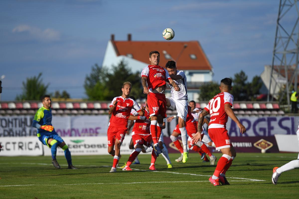 FC Argeș - UTA
