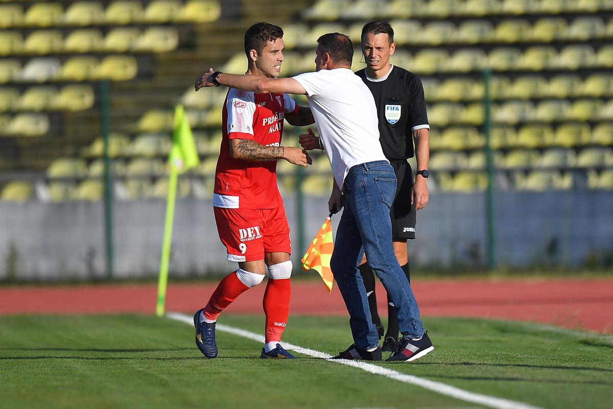 FC Argeș - UTA