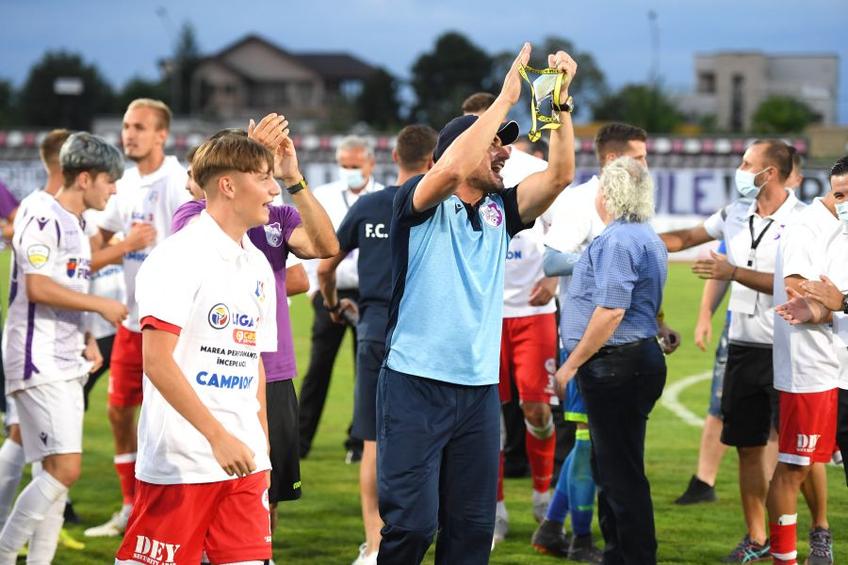 Ionuț Badea (44 de ani), antrenorul lui FC Argeș, a oferit prima reacție după ce echipa sa a obținut promovarea în Liga 1 în urma ultimului rezultat din play-off-ul eșalonului secund (1-1 cu UTA Arad)