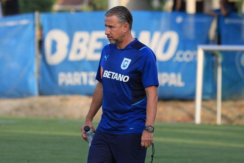 Laurențiu Reghecampf// foto: Facebook @ UCVOficial