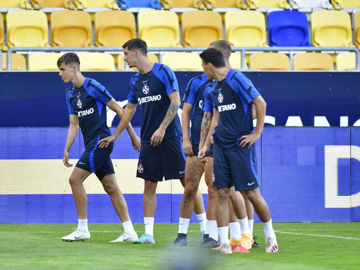 Dică a stabilit ultimele detalii înainte de Dunajska Streda - FCSB » Cine l-a luat în primire pe David Miculescu