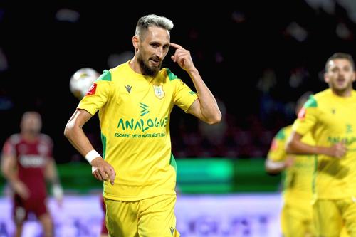 Bogdan Rusu, după golul înscris cu capul contra CFR-ului // foto: Imago Images