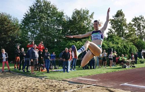 Alina Rotaru în timpul concursului din Germania Foto Facebook Steaua