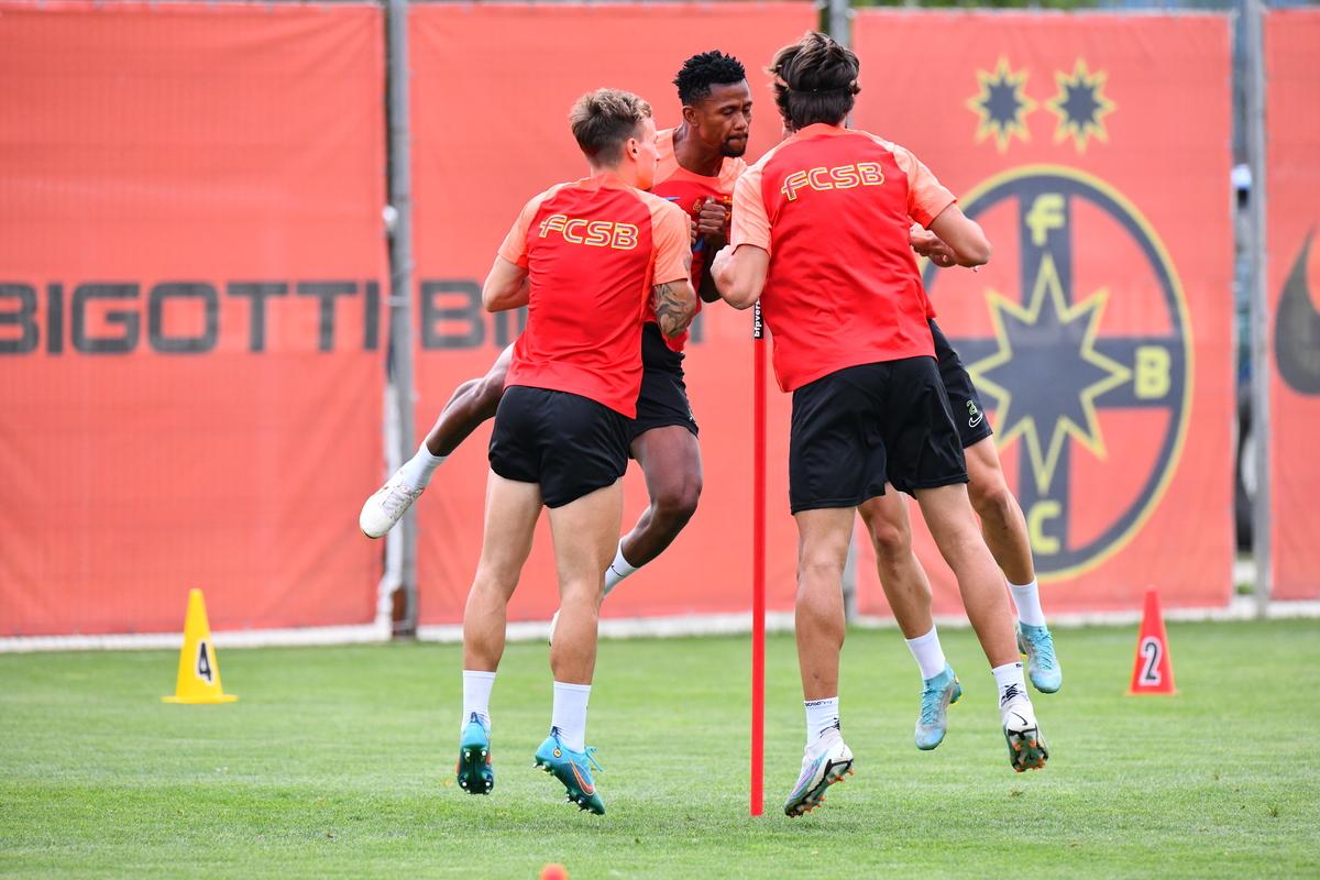 Charalambous anunță o revenire la FCSB: „E 100% apt”