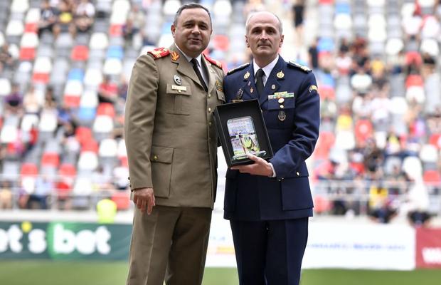 Comandantul CSA îi dă replica lui Talpan, după ce juristul s-a plâns că nu e plătit suficient: „Face parte din cei recompensați!”