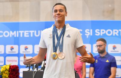David Popovici, nominalizat de Federația Europeană de Natație la titlul de cel mai bun sportiv al anului » Se luptă cu Marchand, Milak, Wiffen și Ceccon