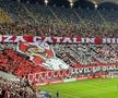 Scenografia fanilor dinamoviști la derby-ul cu FCSB / Foto: GSP