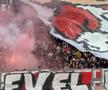 Scenografia fanilor dinamoviști la derby-ul cu FCSB / Foto: GSP