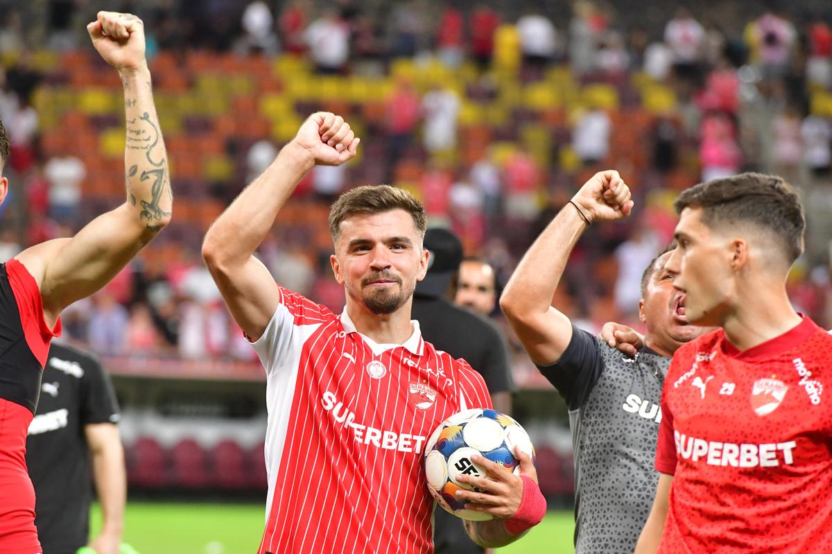 Bucuria celor de la Dinamo după victoria cu FCSB