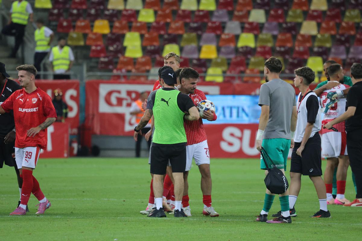 Nici Armstrong, nici Musi » Dinamovistul care le-a luat ochii tuturor în derby-ul cu FCSB: „Sunt rari astfel de jucători”