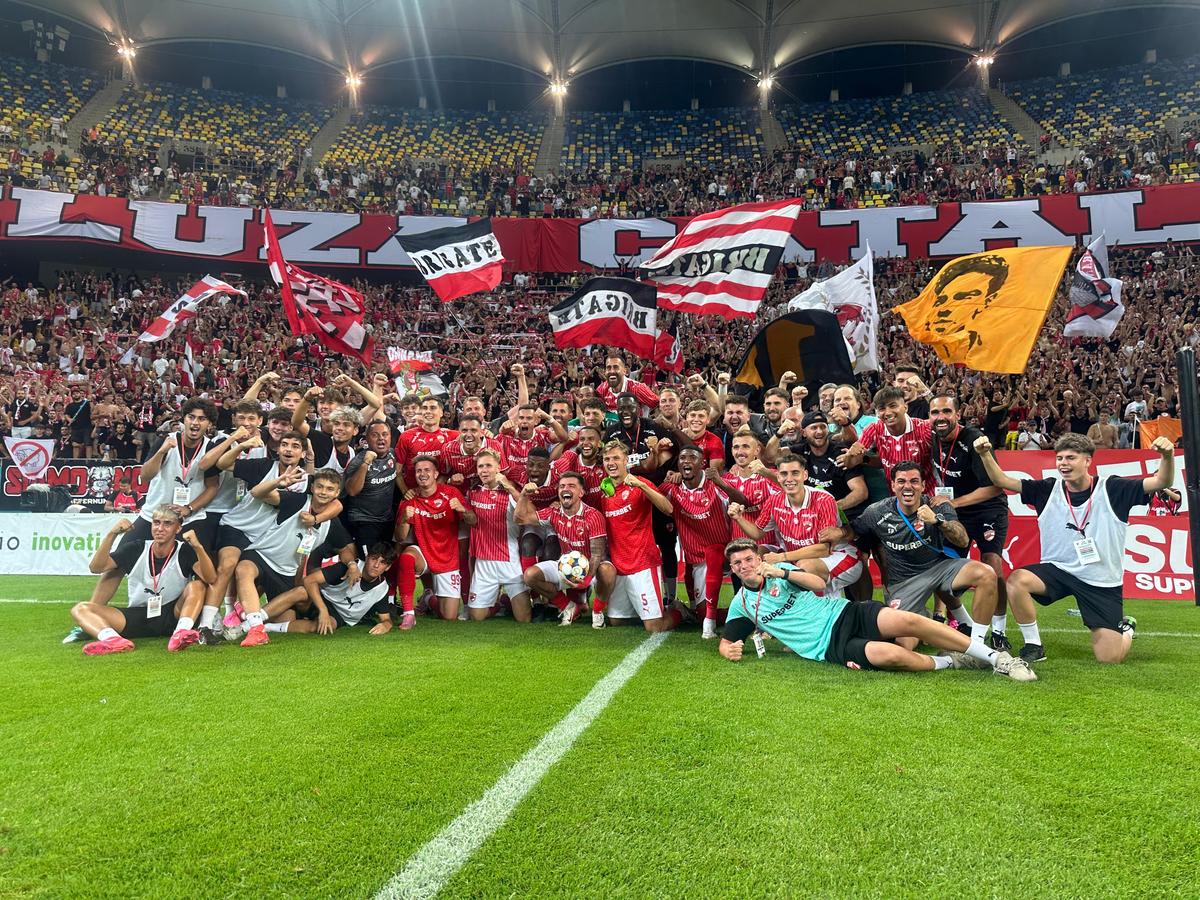 Bucuria celor de la Dinamo după victoria cu FCSB