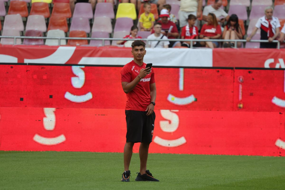 Dinamo - FCSB, imagini de încălzire: cum au fost primiți Politic și Musi de foștii colegi