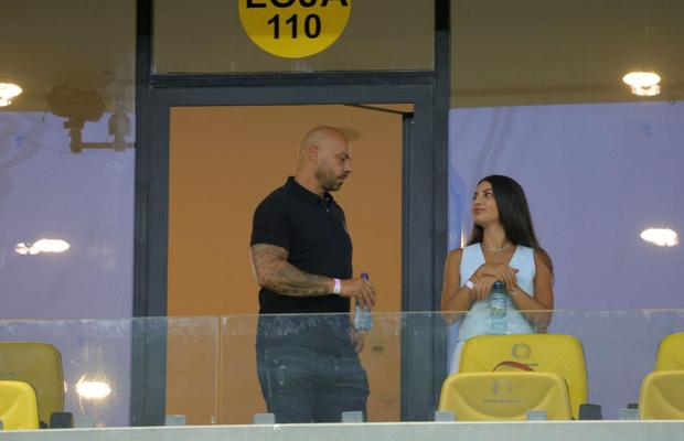 Dinamo - FCSB, derby-ul celebrităților » Giani Kiriță și iubita cu 22 de ani mai tânără, primii în loja Arenei Naționale