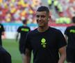 Jucătorii lui Dinamo și FCSB au ieșit pentru inspecția gazonului // Foto: Ionuț Iordache GSP