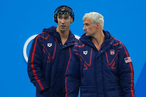 Michael Phelps și Ryan Lochte, aprigi cu delegația americană de la Singapore
