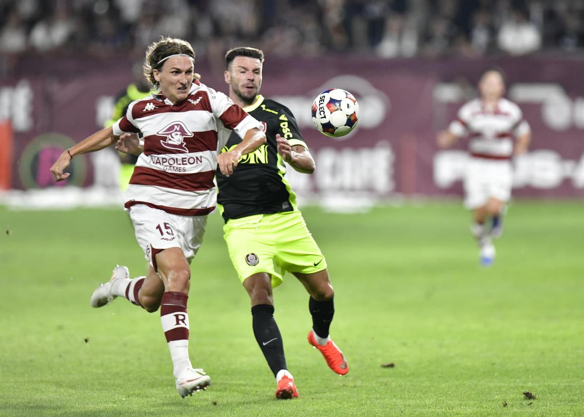 Rapid a făcut spectacol cu CFR Cluj și a urcat pe primul loc în Superliga » Dobre și Moruțan, cei mai buni jucători în derby