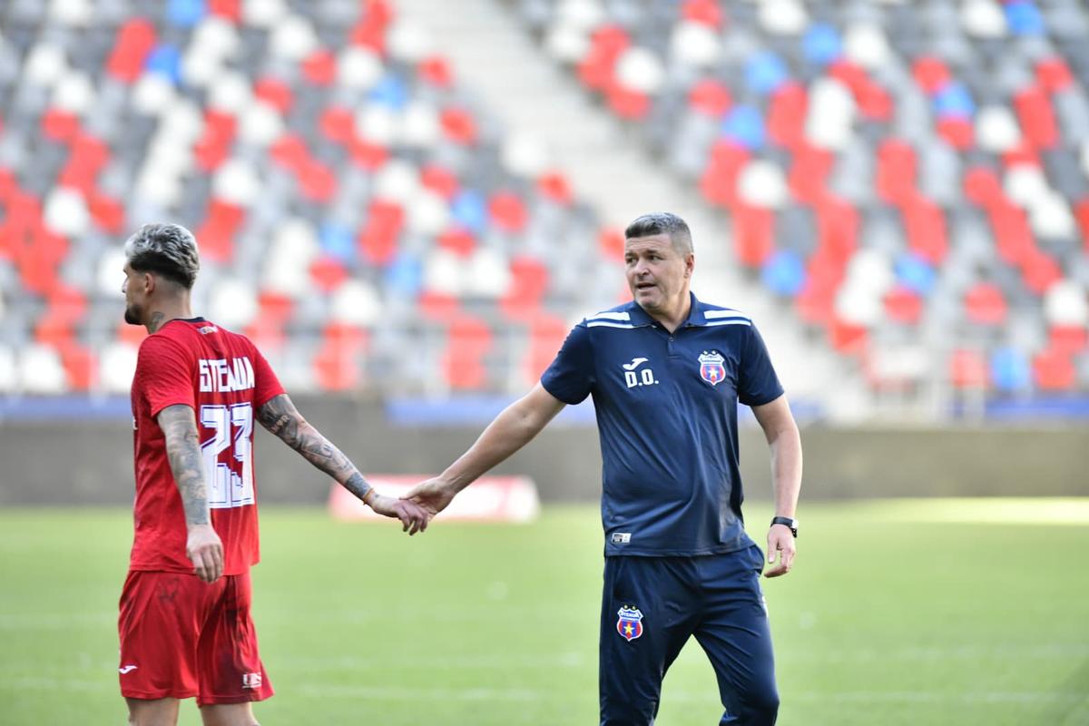 Imagini de la finalul meciului Steaua - CSM Slatina // foto: Cristi Preda (GSP.ro)