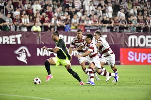 Rapid - CFR Cluj, derby în etapa a 3-a » Clujenii cer „roșu” la ieșirea lui Aioani