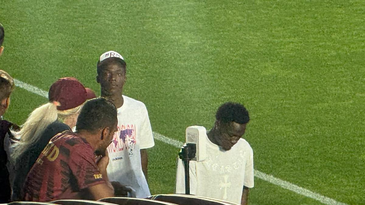 Noile transferuri ale Rapidului au sosit la București » Jucătorii au fost surprinși în Giulești, la derby-ul cu CFR Cluj