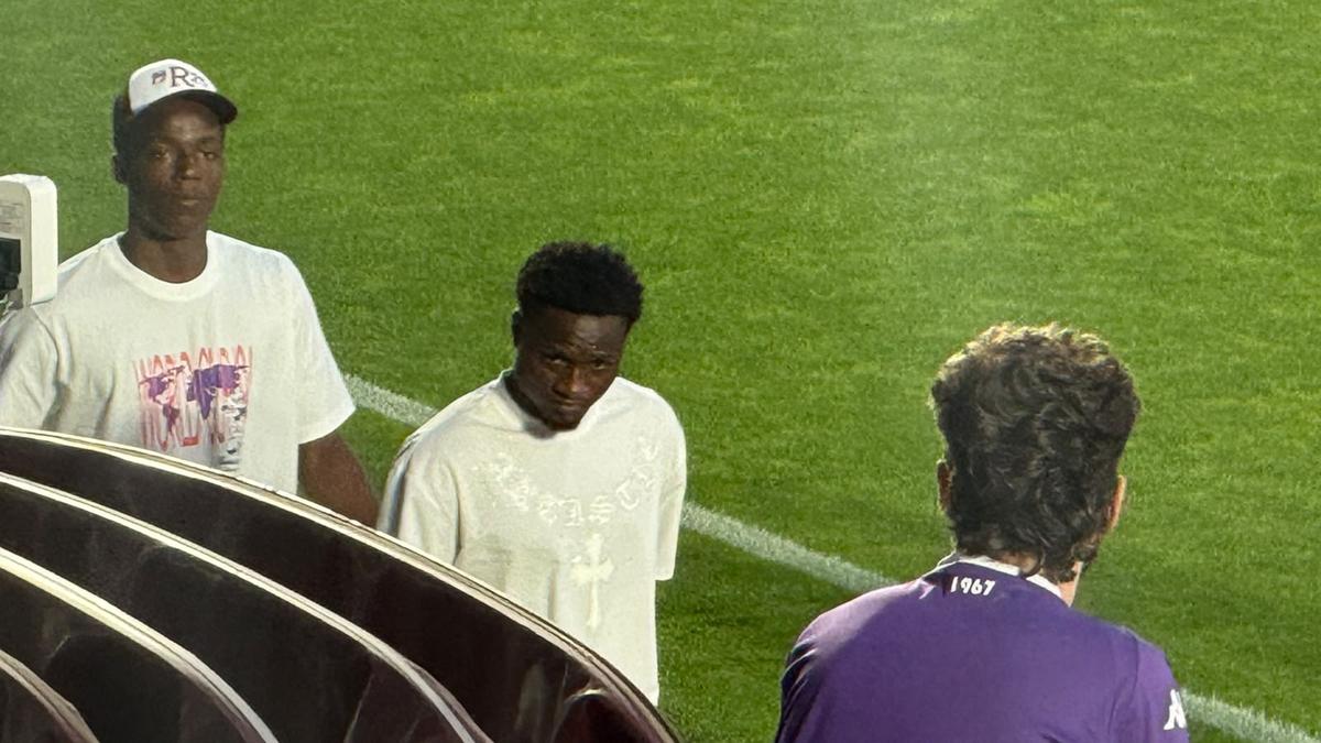 Noile transferuri ale Rapidului au sosit la București » Jucătorii au fost surprinși în Giulești, la derby-ul cu CFR Cluj