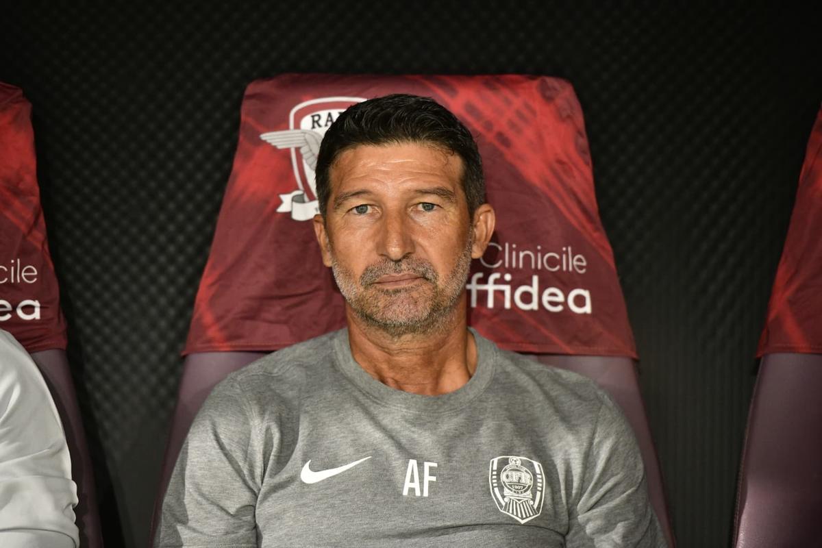 Rapid a făcut spectacol cu CFR Cluj și a urcat pe primul loc în Superliga » Dobre și Moruțan, cei mai buni jucători în derby