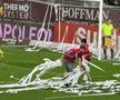Fanii Rapidului au întârziat meciul cu CFR Cluj cu 6 minute » Imagini spectaculoase în Giulești