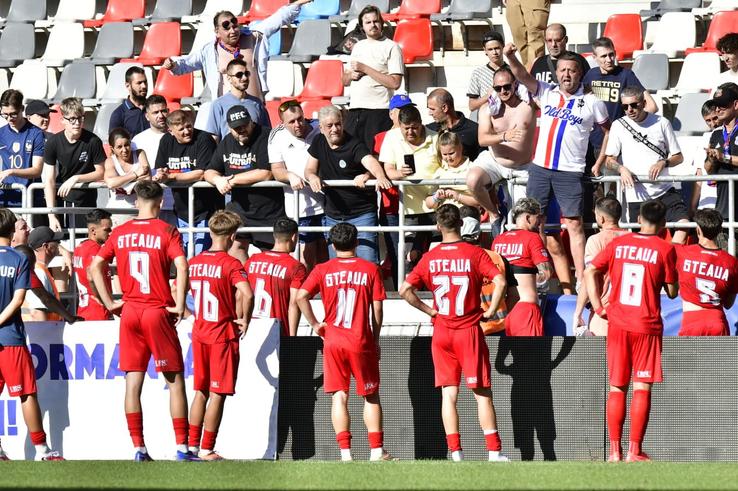 Imagini de la finalul meciului Steaua - CSM Slatina // foto: Cristi Preda (GSP.ro)