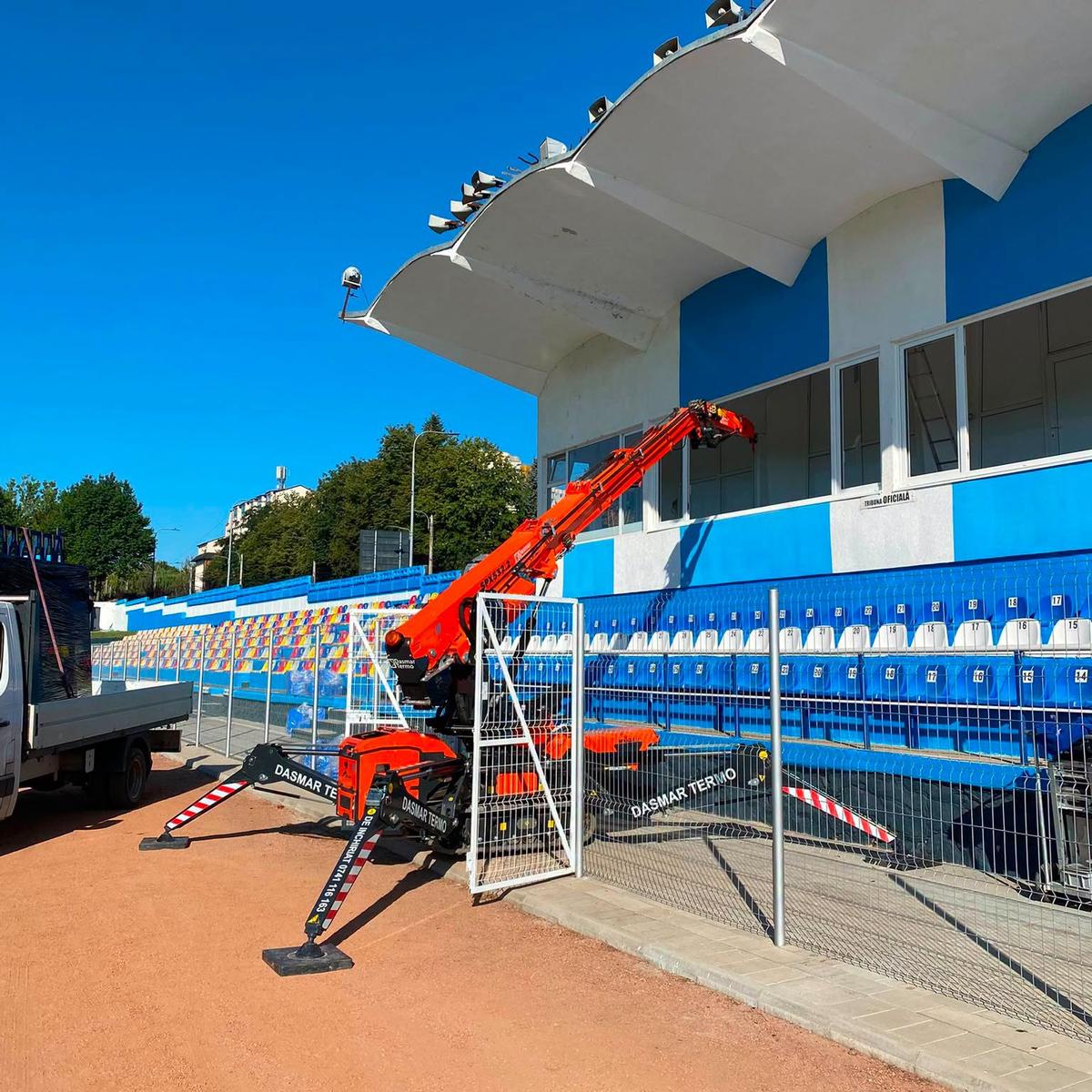 Au cosmetizat stadionul pentru Liga 2 » 3500 de spectatori s-au prezentat la primul meci