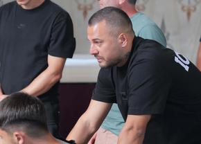 Daniel Covaciu: „Am cumpărat noi loc de veci! Dar am vrut să le văd caracterul, obrazul!” » Înmormântarea lui Constantin „Gogu” Covaciu are loc la prânz