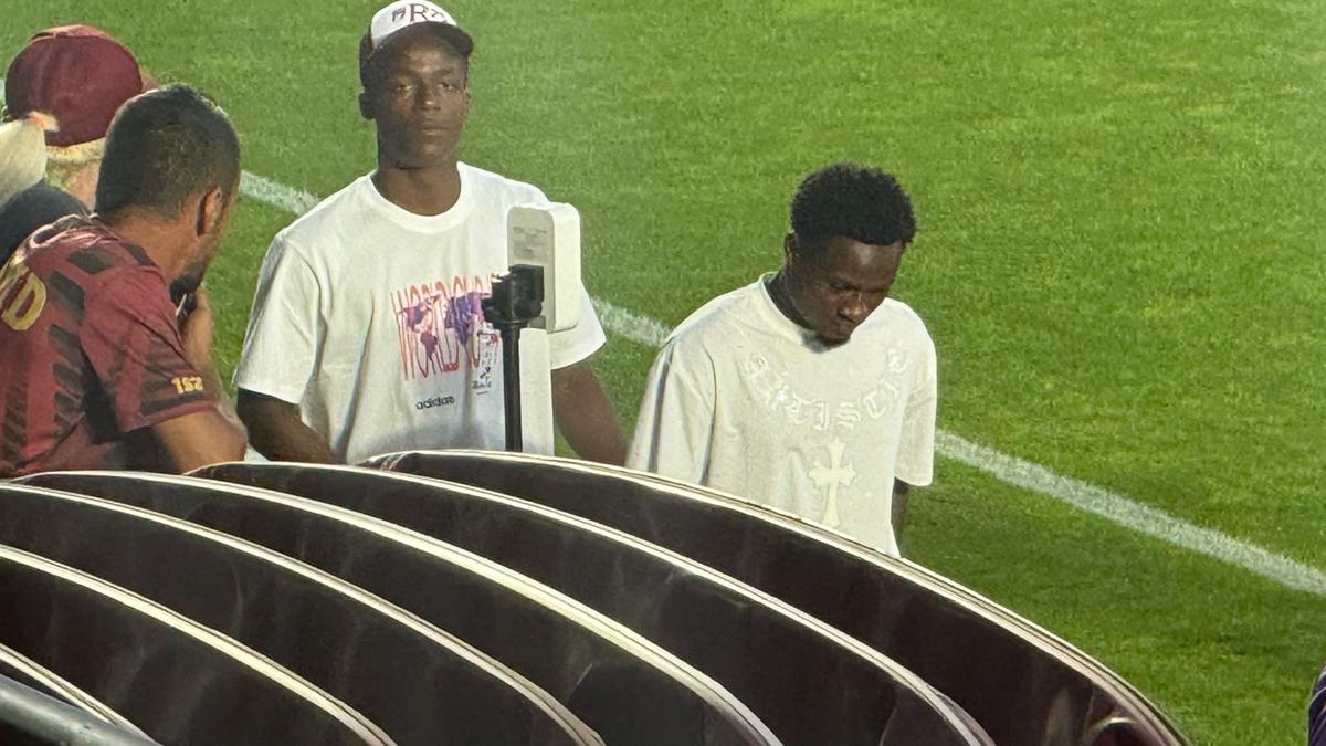 Noile transferuri ale Rapidului au sosit la București » Jucătorii au fost surprinși în Giulești, la derby-ul cu CFR Cluj