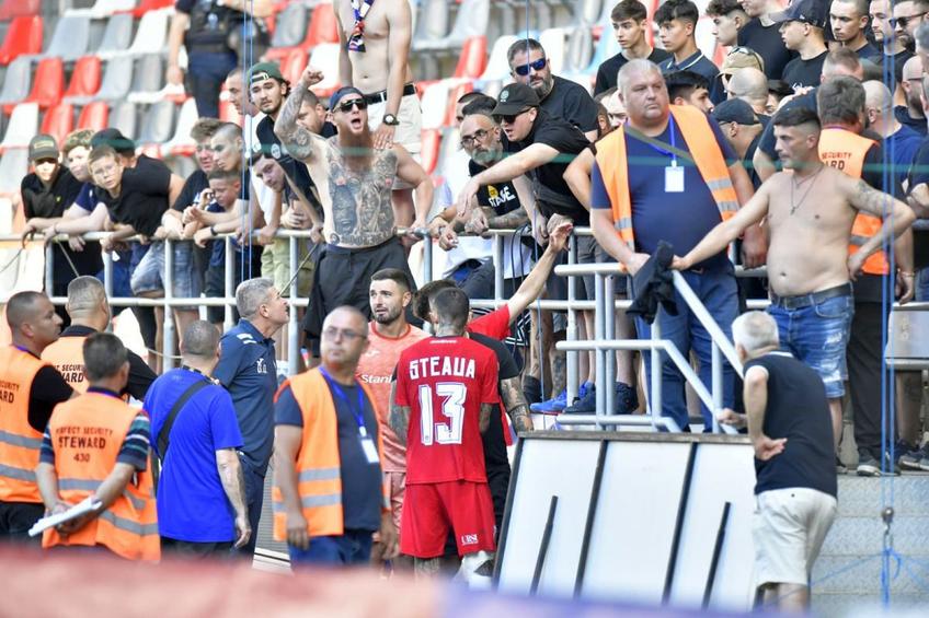 Imagini de la finalul meciului Steaua - CSM Slatina // foto: Cristi Preda (GSP.ro)