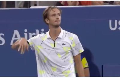 US OPEN // VIDEO Daniil Medvedev a recidivat! Conflictul cu fanii capată proporții: „Nu sunt mândru de ce am făcut”