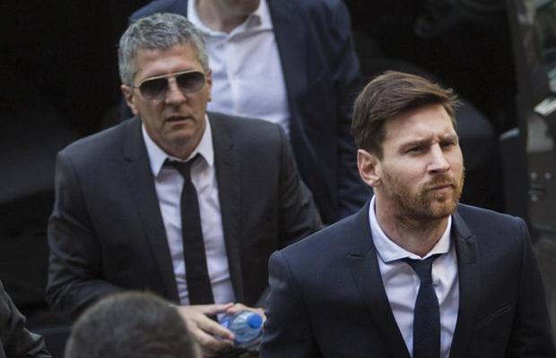 Tatăl lui Messi a ajuns la Barcelona pentru negocierile finale! Leo va câștiga o sumă ireală la City: „O operațiune care va distruge fotbalul”