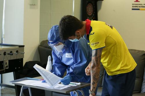„Tricolorii” s-au testat pentru COVID-19.. Sursă foto: frf.ro