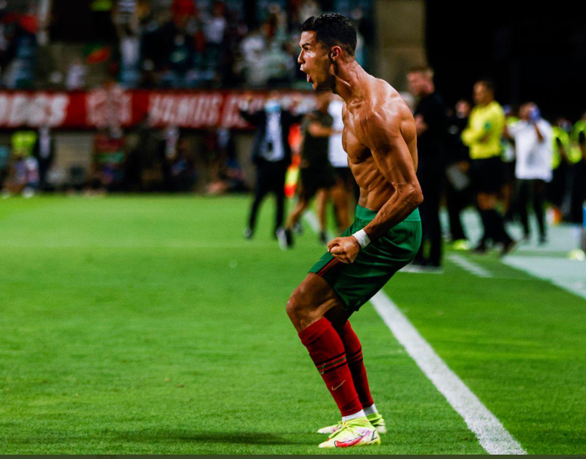 Gest violent al lui Ronaldo, în seara în care a intrat definitiv în istorie! Twitter-ul „a erupt”: „Ăsta e GOAT-ul vostru?!”