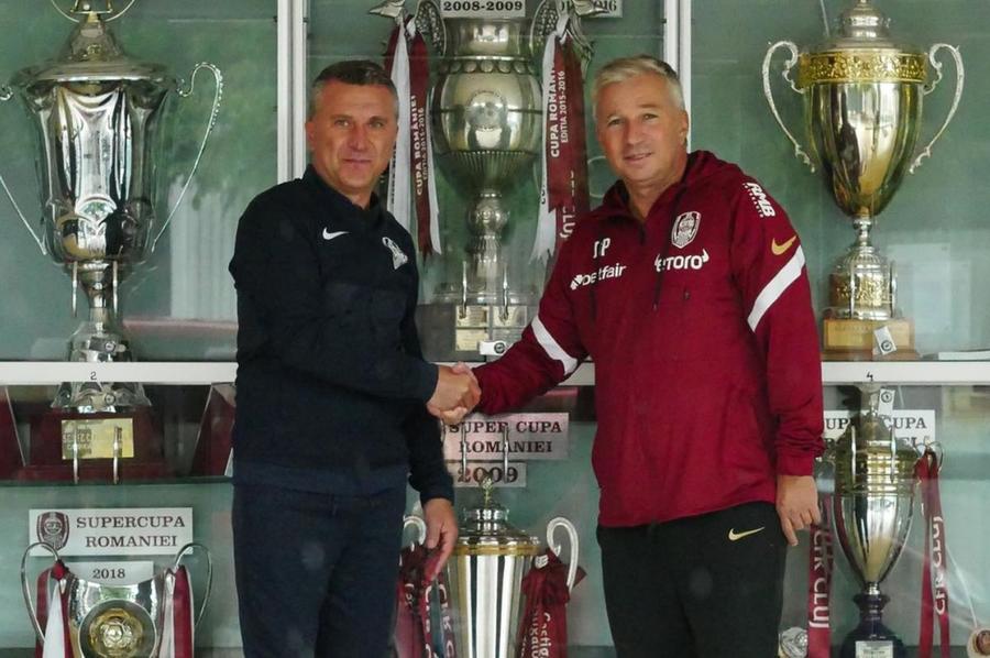Alin Minteuan și Dan Petrescu // foto: Facebook @ Fotbal Club CFR 1907 CLUJ-NAPOCA Cea mai surprinzătoare mutare la CFR Cluj! » A semnat „inamicul public” al lui Dan Petrescu: „Eu sunt bărbat, el nu e!”