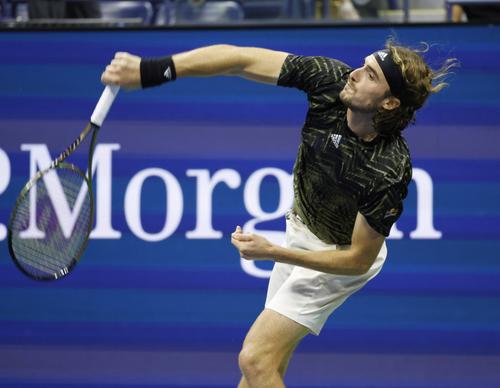 Stefanos Tsitsipas (23 de ani, 3 ATP) este cea mai hulită persoană de la US Open. Pauzele lungi de vestiar dintre seturi au fost criticate și de Sloane Stephens (28 de ani, 66 WTA), campioana din 2017 de la New York.