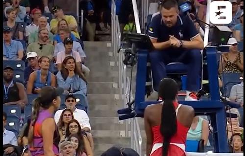 Cori Gauff și Jessica Pegula, favoritele numărul 2 în proba de dublu feminin de la US Open, au părăsit competiția încă din faza inaugurală, eșec 6-3, 5-7, 6-7(5), în fața lui Leylah Fernandez și Daria Saville.